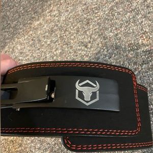 Iron Bull Strength Lifting Belt. 28-34 inch Size Medium *price negotiation*